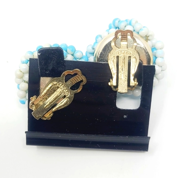 Vintage 60's beaded earrings clip-on blue Japan mid century - Picture 4 of 4